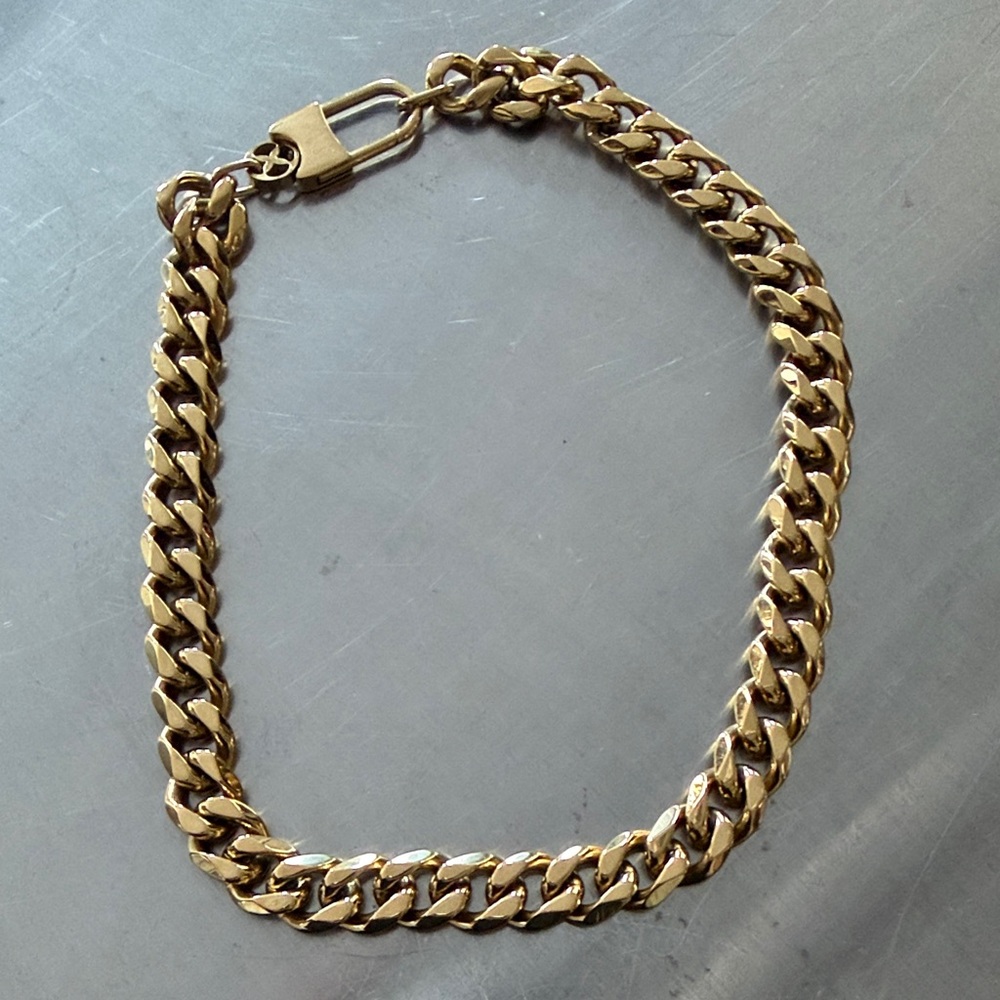 NWOT VITALY gold chain necklace